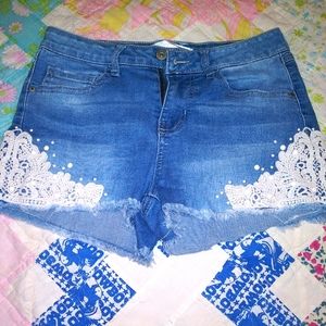 Lacey denim shorts